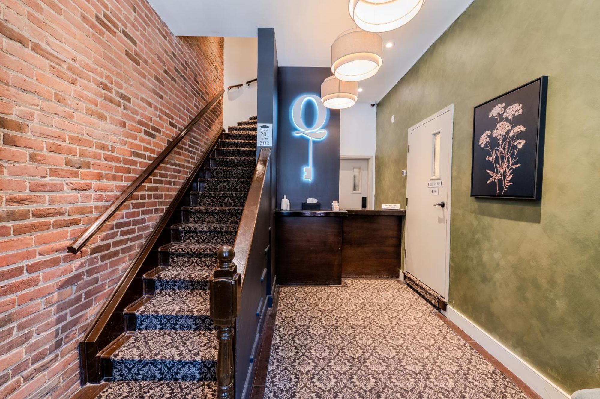 Self Check-In Boutique Hotel - Quartier Latin - Room 201 Монреаль Екстер'єр фото