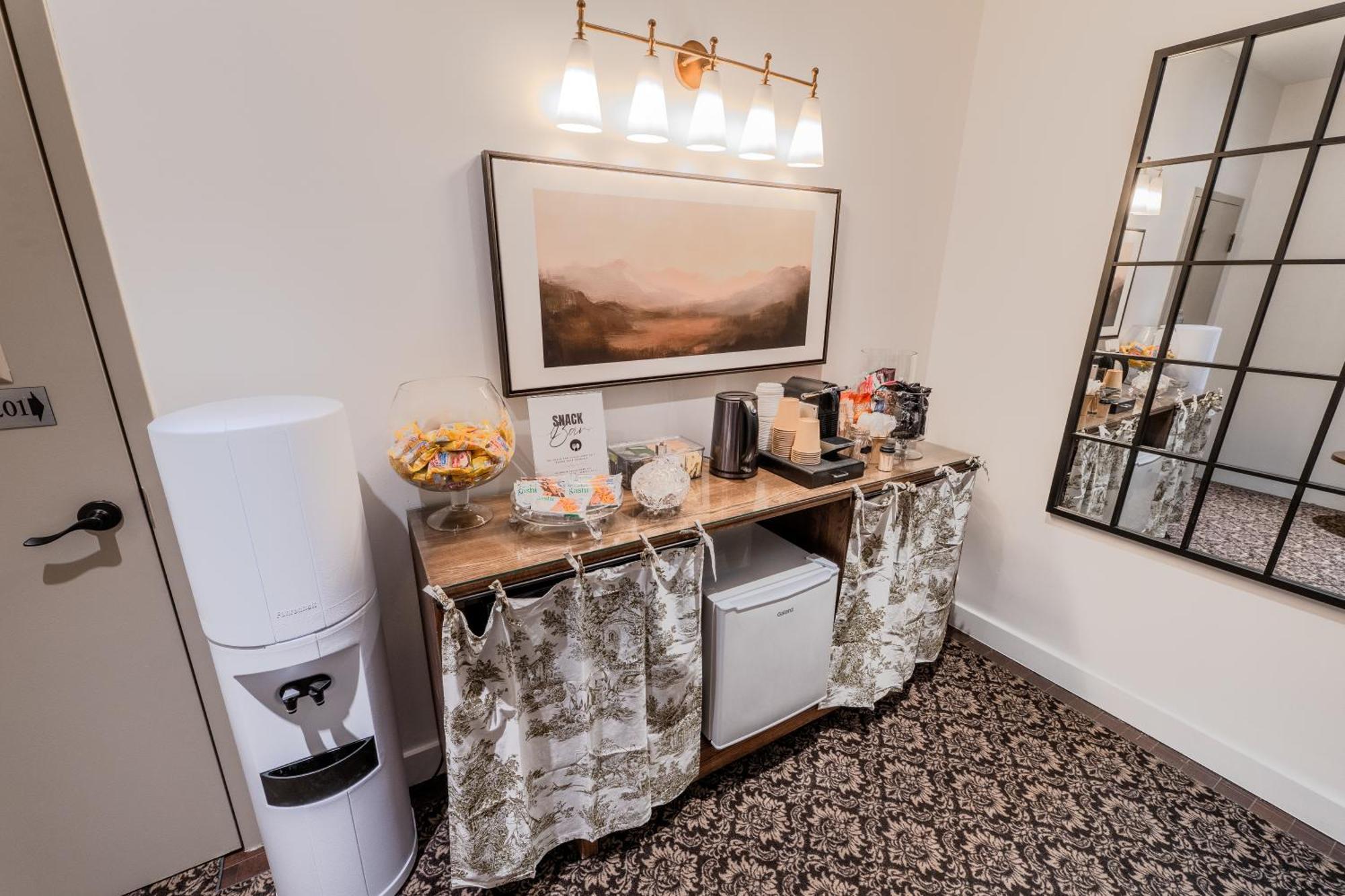 Self Check-In Boutique Hotel - Quartier Latin - Room 201 Монреаль Екстер'єр фото